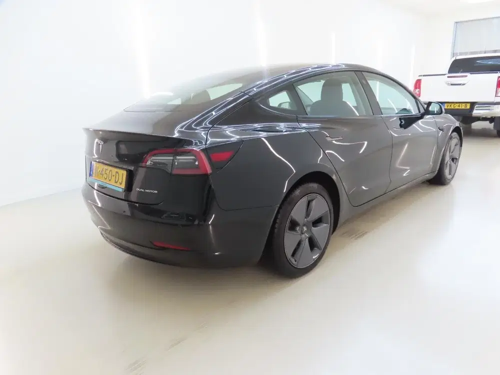 Tesla Model 3 Long-Range AWD 351pk 75 kWh 92.7% SoH FACE uit 2021, foto 2