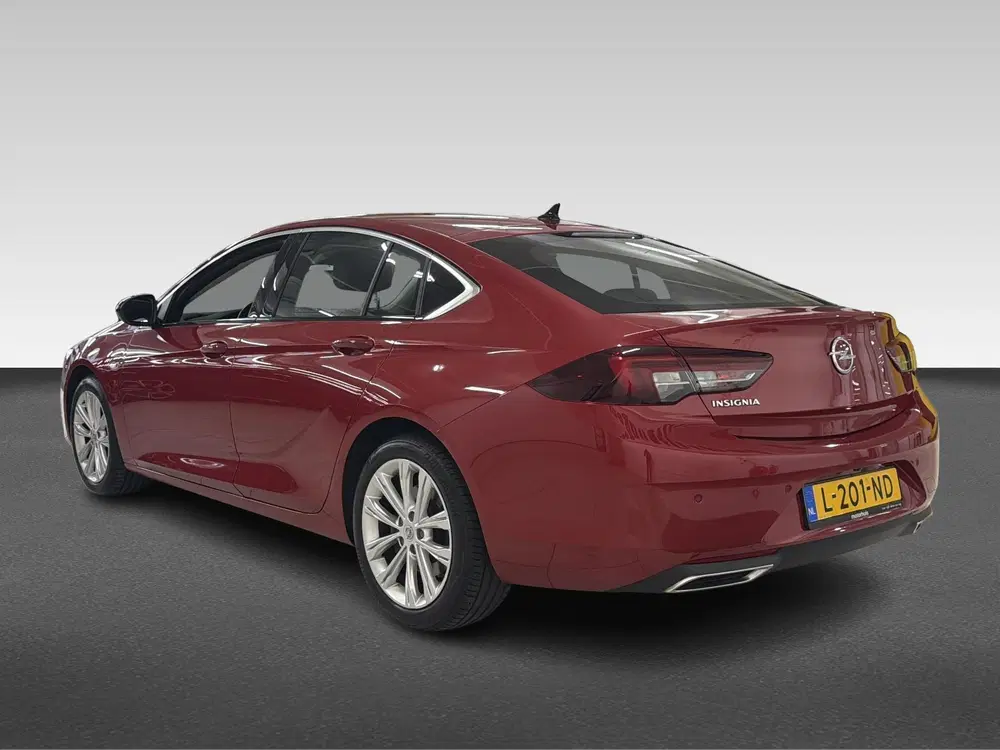 Opel Insignia Sport 2.0 Turbo Business Elegance uit 2021, foto 3