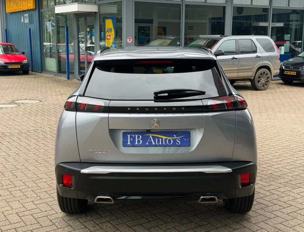 Peugeot 2008 1.2 PureTech Allure Pack Airco Lmv Cruise uit 2023, foto 13