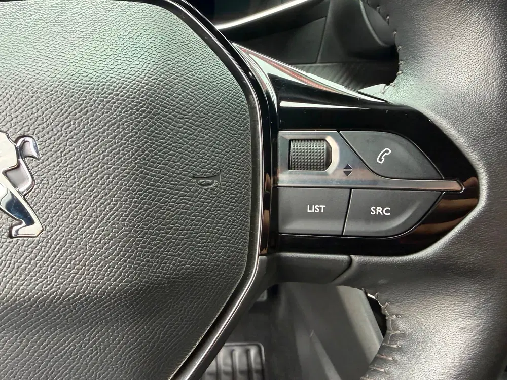Peugeot 2008 1.2 PureTech Allure Pack Airco Lmv Cruise uit 2023, foto 7