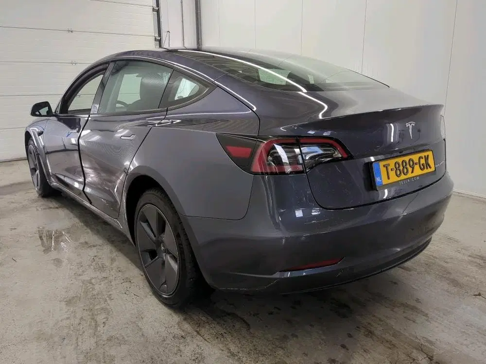 Tesla Model 3 Long-Range AWD 351pk 75 kWh 93.9% SoH UPGR uit 2023, foto 4