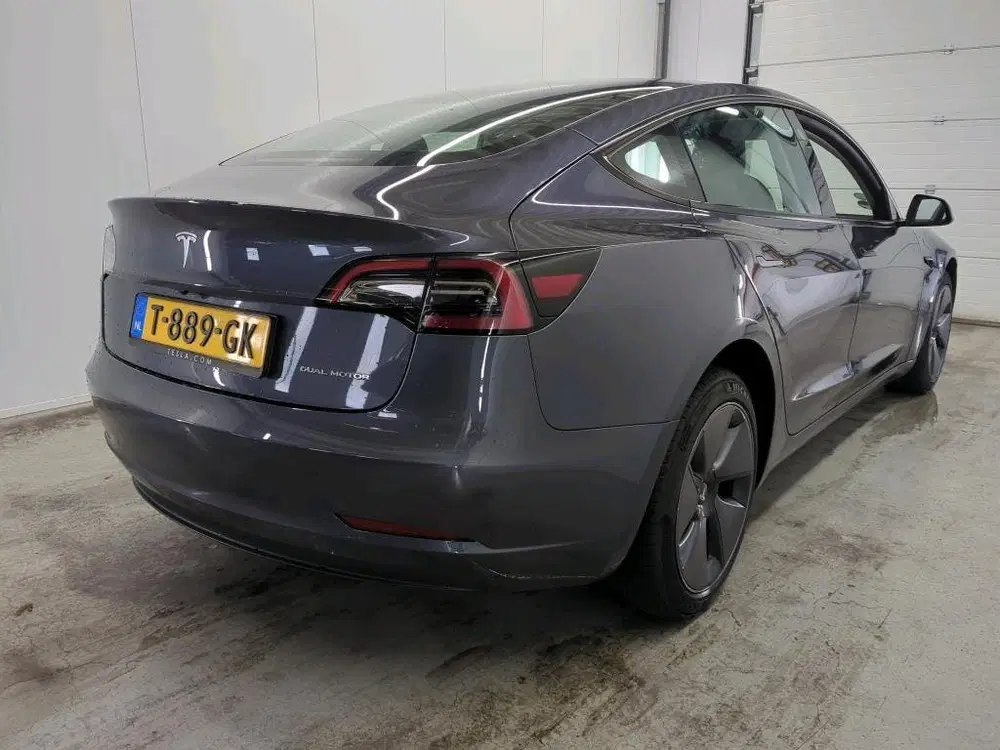 Tesla Model 3 Long-Range AWD 351pk 75 kWh 93.9% SoH UPGR uit 2023, foto 5
