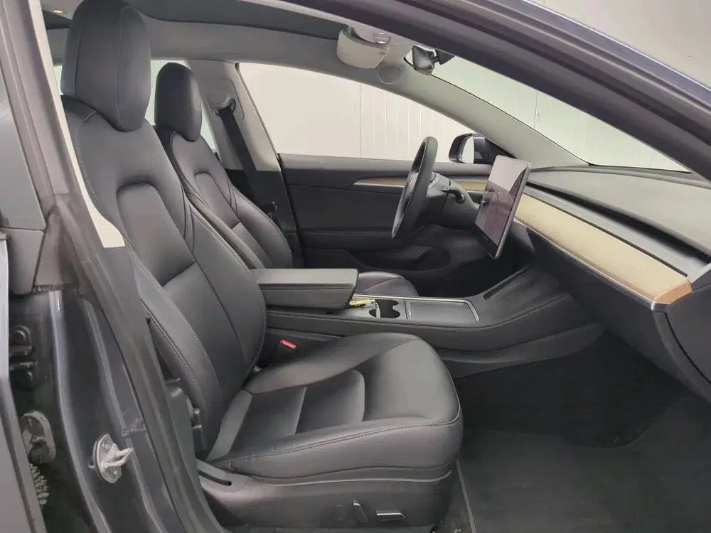 Tesla Model 3 Long-Range AWD 351pk 75 kWh 93.9% SoH UPGR uit 2023, foto 7