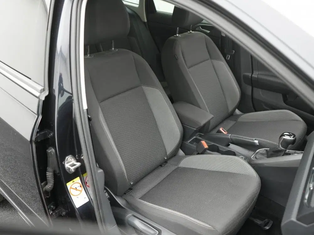 Volkswagen Taigo 1.0 TSI Life Edition uit 2025, foto 11