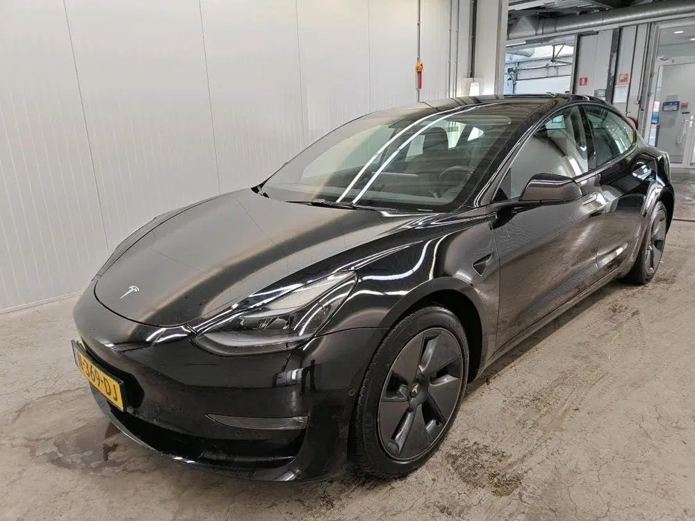 Tesla Model 3 Long-Range AWD 351pk 75 kWh 93.9% SoH FACE uit 2021