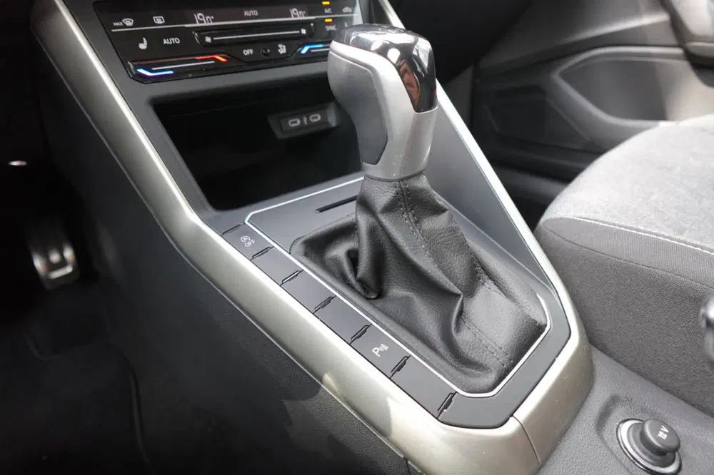 Volkswagen Polo 1.0 TSI Polo ACC PDC CARPLAY uit 2024, foto 13