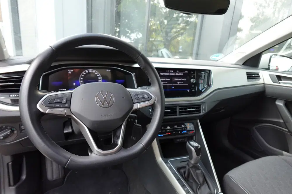 Volkswagen Polo 1.0 TSI Polo ACC PDC CARPLAY uit 2024, foto 3