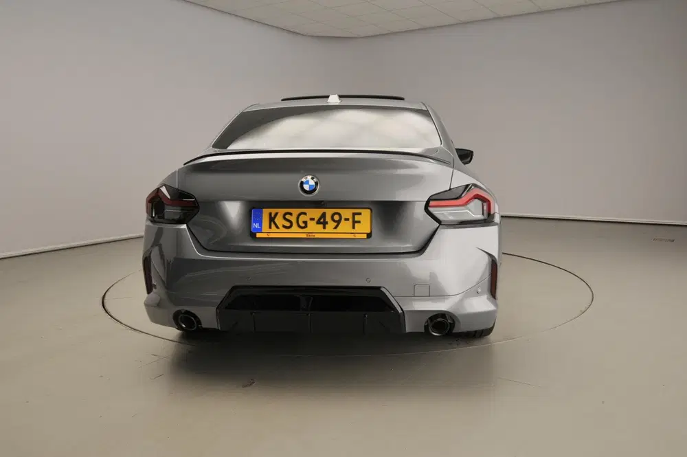 BMW 2-serie Coupé 230i uit 2026, foto 5