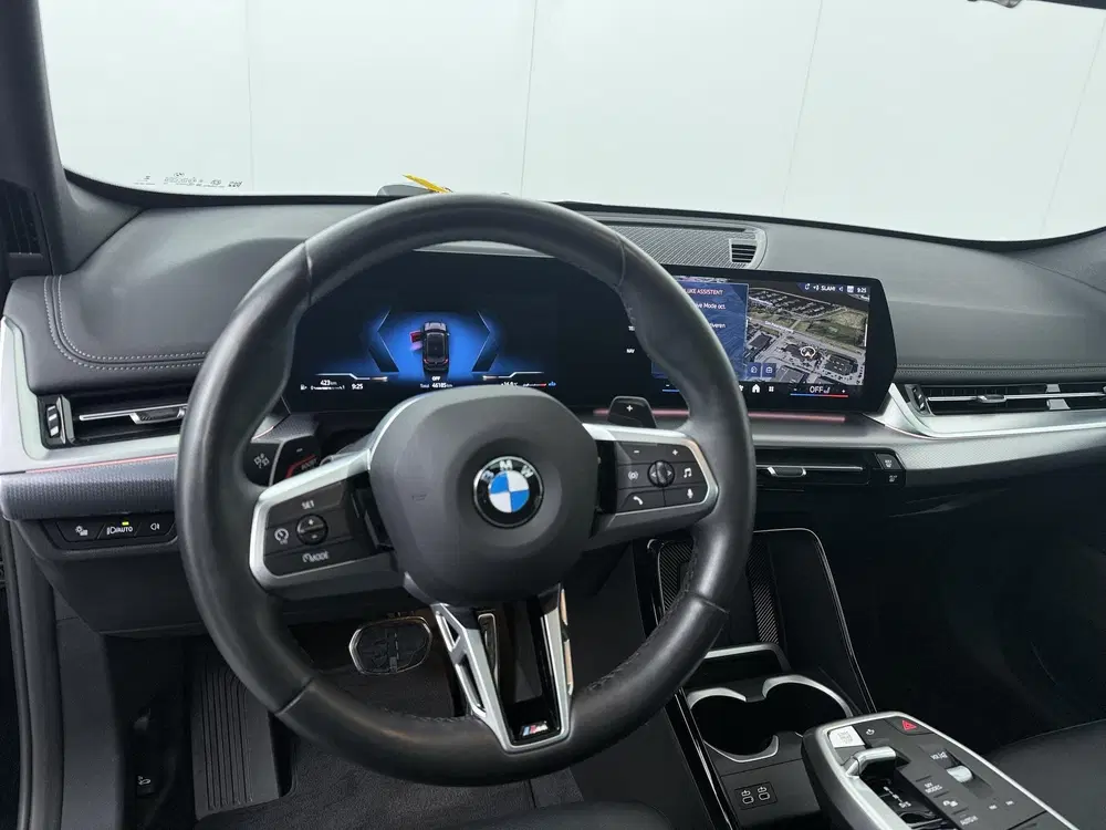 BMW X1 xDrive23i uit 2025, foto 2