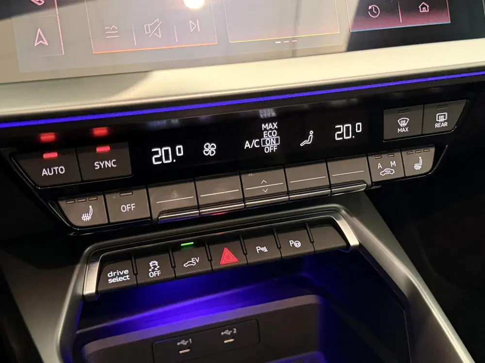 Audi A3 40 TFSI e Advanced Edition uit 2022, foto 14