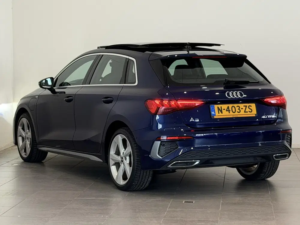 Audi A3 40 TFSI e Advanced Edition uit 2022, foto 7