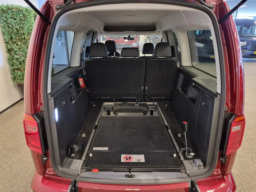 Volkswagen Caddy Maxi Rolstoelauto 5+1 uit 2020, foto 6