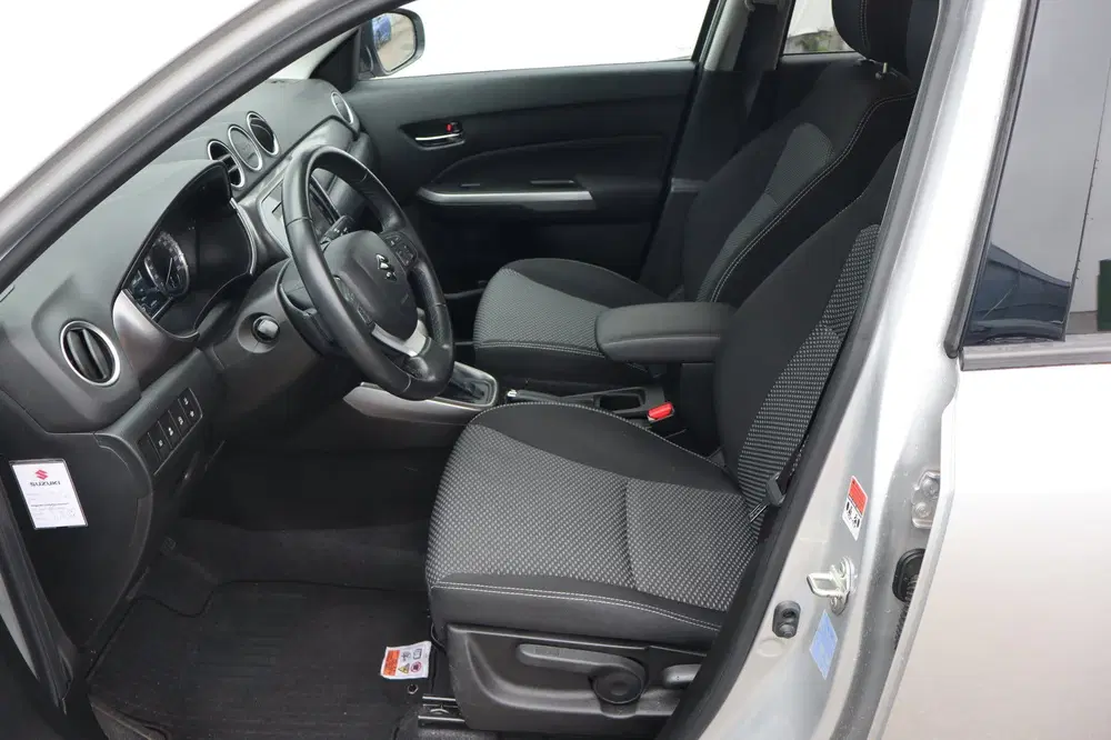 Suzuki Vitara 1.4 Boosterjet Select Smart Hybrid uit 2021, foto 5