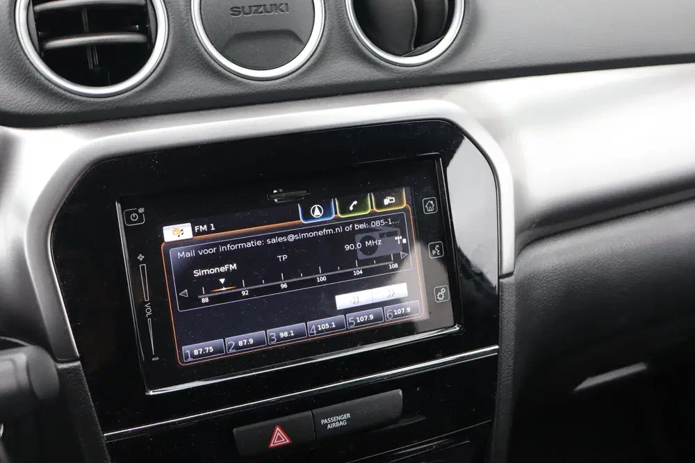 Suzuki Vitara 1.4 Boosterjet Select Smart Hybrid uit 2021, foto 8