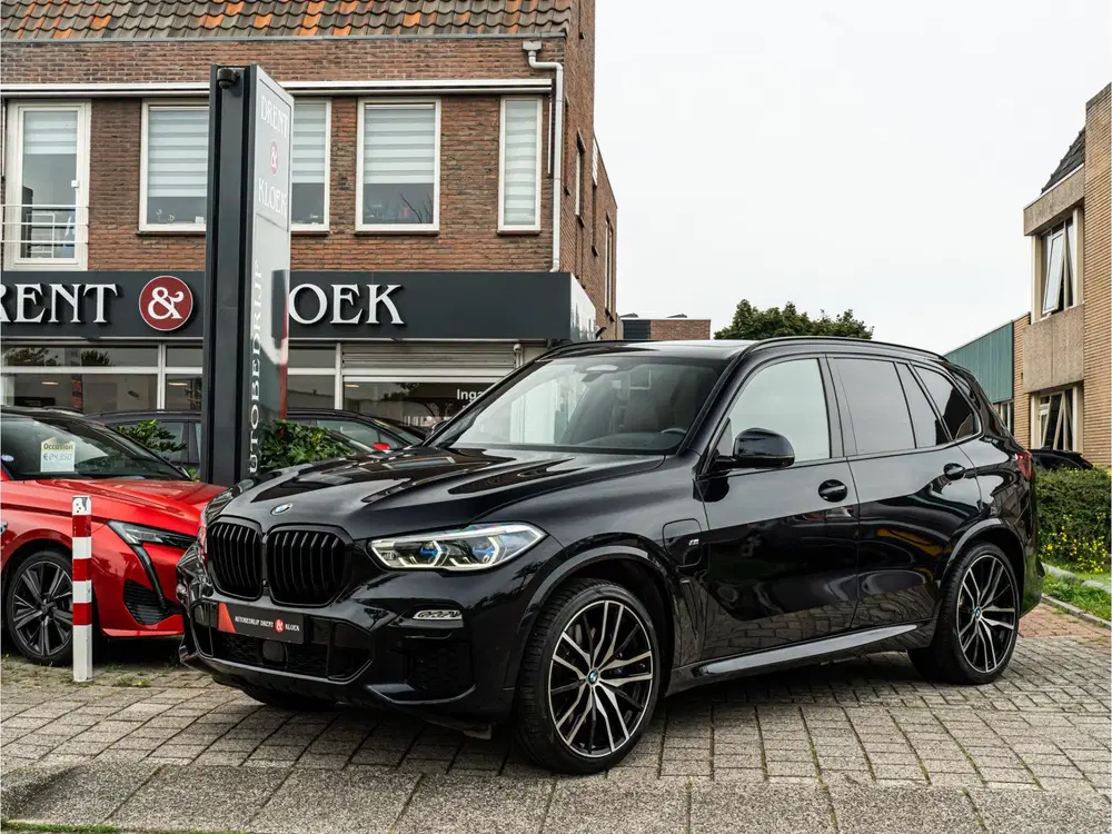 BMW X5 xDrive 45e High Exe M-Sport PANO HARMAN KA uit 2020, foto 13