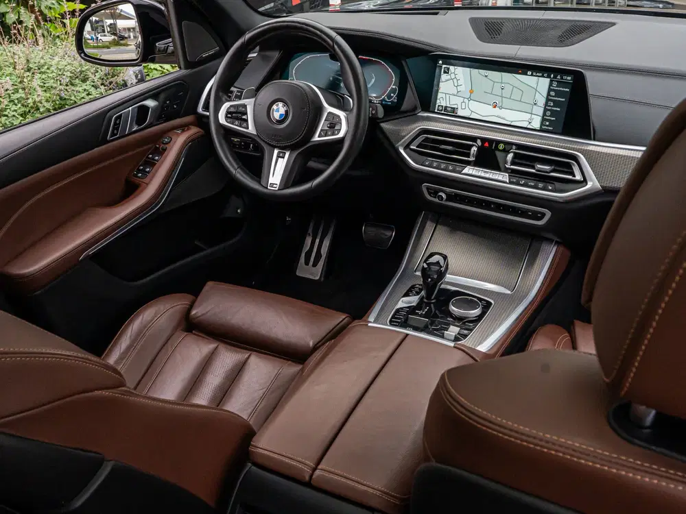 BMW X5 xDrive 45e High Exe M-Sport PANO HARMAN KA uit 2020, foto 2