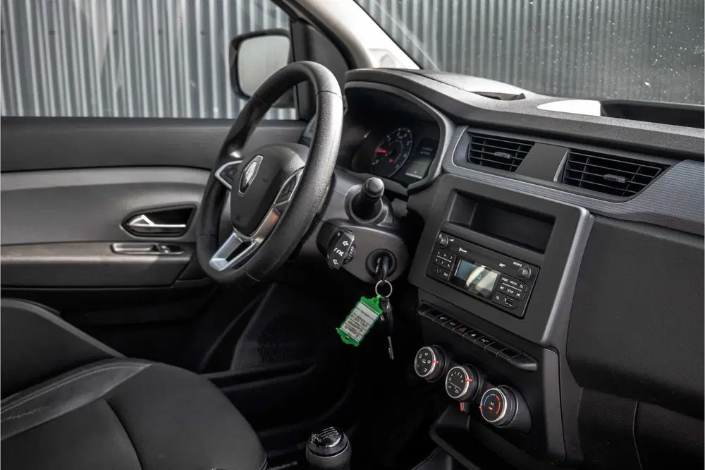Renault Express 1.5 Blue dCi 75 uit 2022, foto 2
