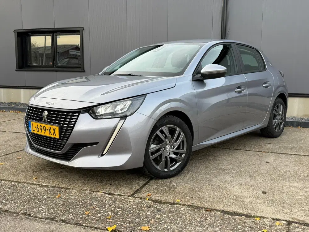 Peugeot 208 1.2 PureTech Blue Lease Active vol opties uit 2021, foto 2