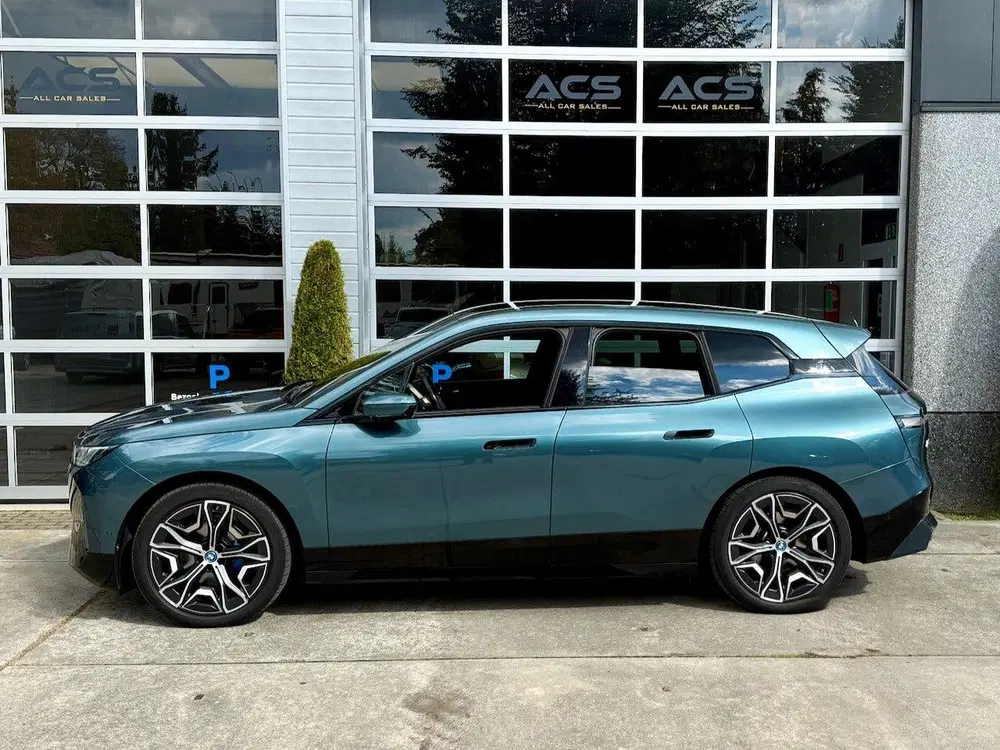 BMW iX XDrive50 High Executive 112 kWh uit 2022, foto 4