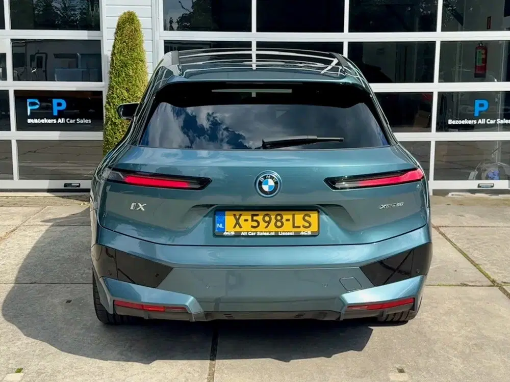 BMW iX XDrive50 High Executive 112 kWh uit 2022, foto 6