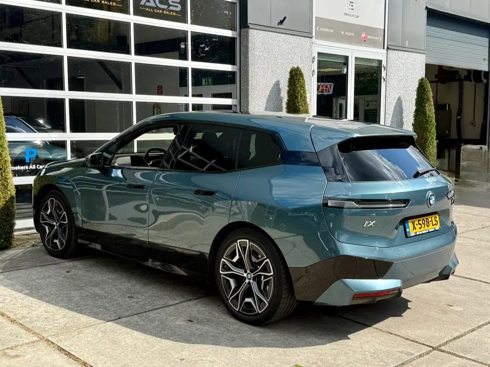 BMW iX XDrive50 High Executive 112 kWh uit 2022, foto 7