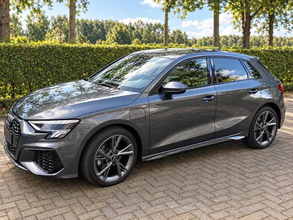 Audi A3 40 TFSI e Advanced Ed uit 2023