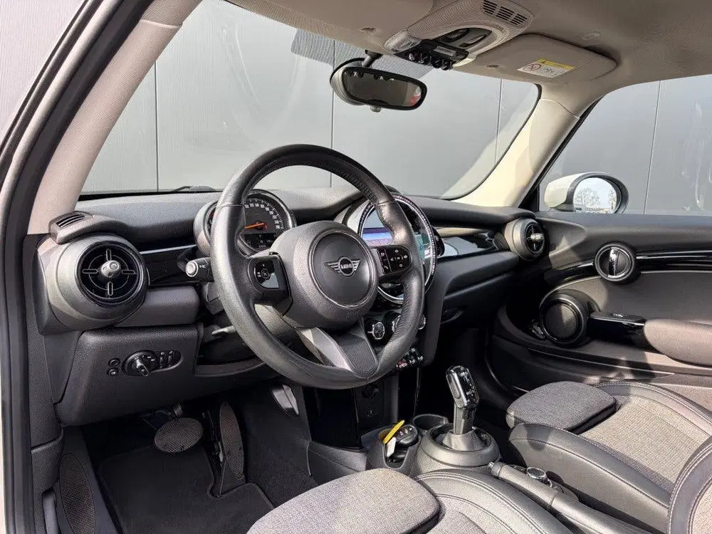 Mini Cooper 1.5 Aut. 1e eig. Sportstoelen Navi LED Sfe uit 2022, foto 12