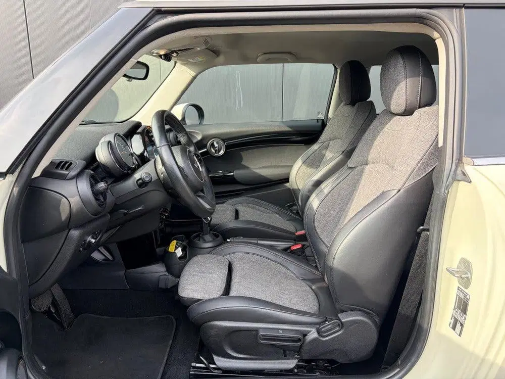 Mini Cooper 1.5 Aut. 1e eig. Sportstoelen Navi LED Sfe uit 2022, foto 13