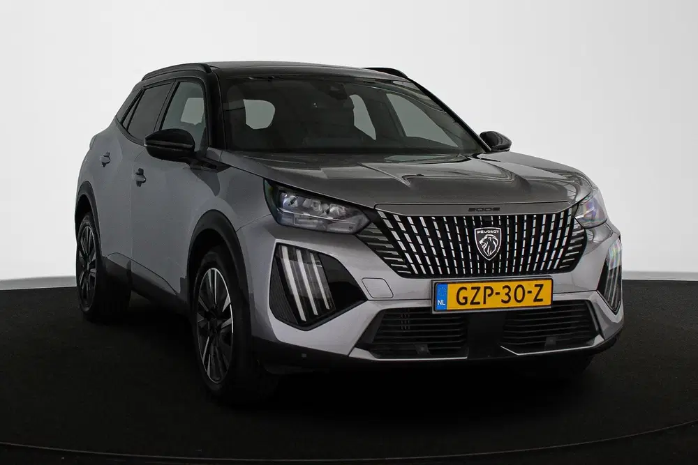 Peugeot 2008 1.2 Hybrid 136 GT Panoramadak Camera Keyle uit 2025, foto 2