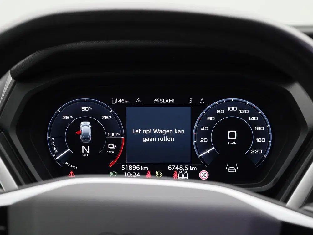 Audi Q4 e-tron 35 S edition 55 kWh 170 PK uit 2021, foto 12