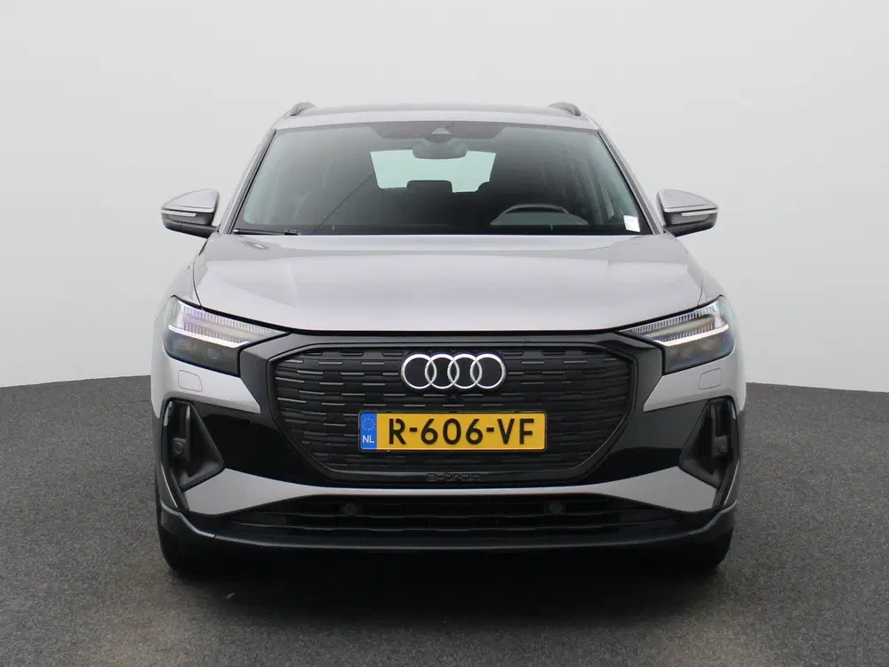 Audi Q4 e-tron 35 S edition 55 kWh 170 PK uit 2021, foto 2