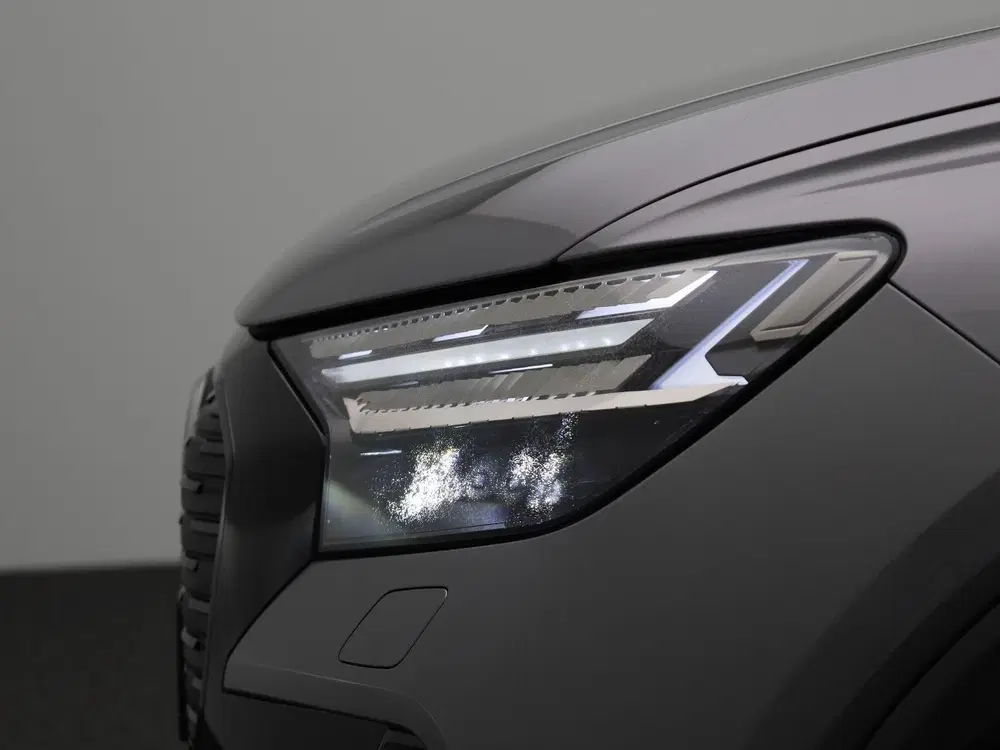 Audi Q4 e-tron 35 S edition 55 kWh 170 PK uit 2021, foto 7