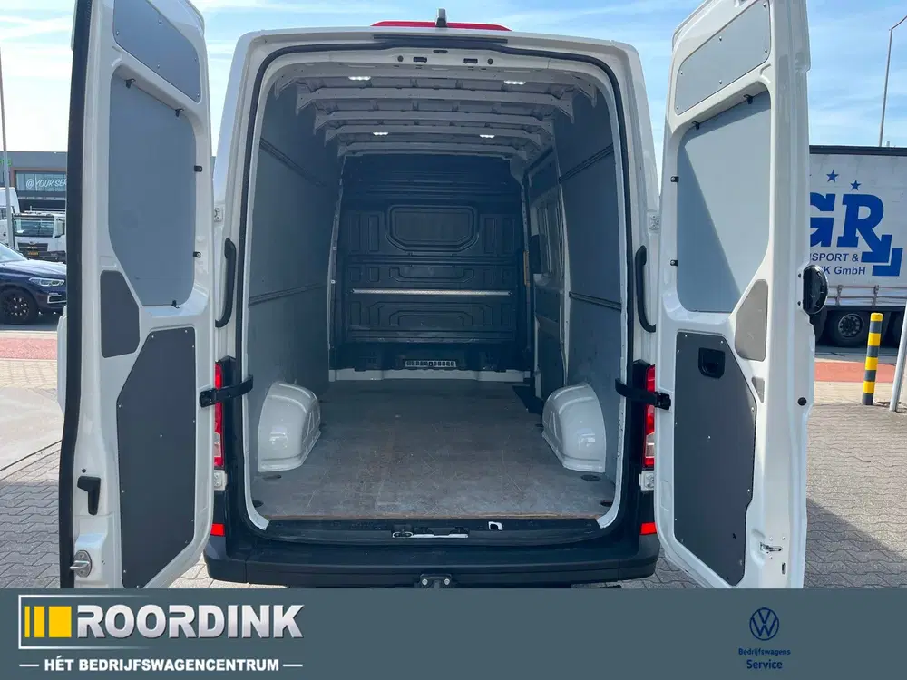 Volkswagen Crafter 35 automaat uit 2024, foto 10