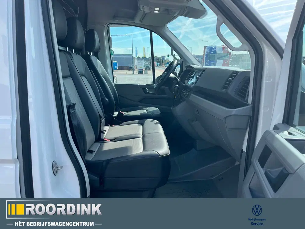 Volkswagen Crafter 35 automaat uit 2024, foto 8