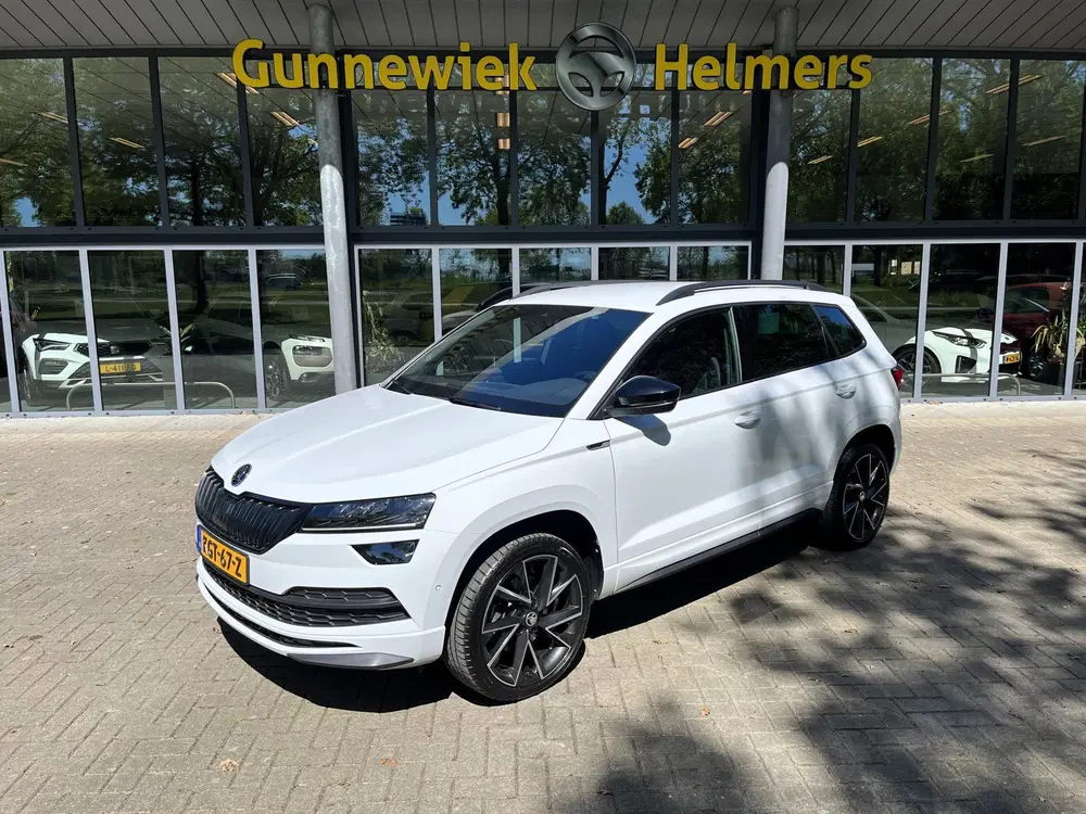 Skoda Karoq 1.5 TSI ACT Sportline Business uit 2022