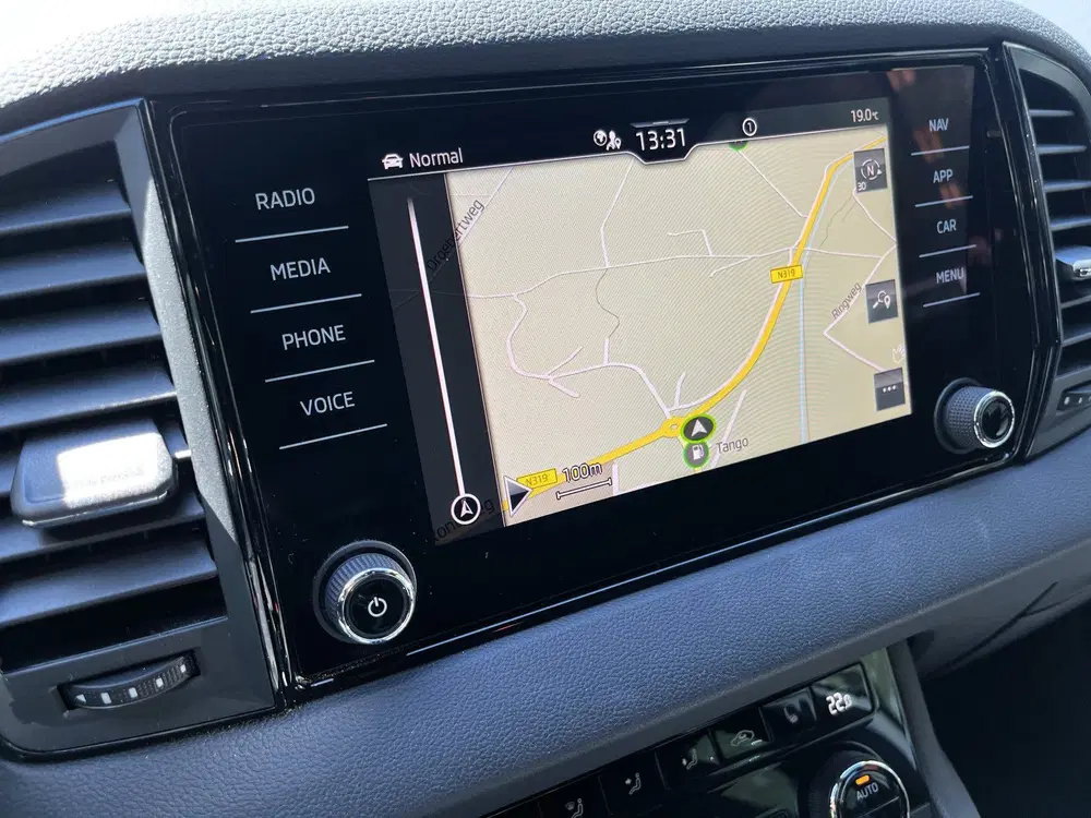 Skoda Karoq 1.5 TSI ACT Sportline Business uit 2022, foto 10