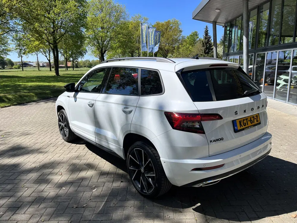 Skoda Karoq 1.5 TSI ACT Sportline Business uit 2022, foto 3