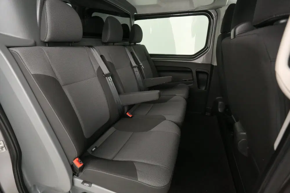 Renault Trafic 2.0 dCi 145PK T29 L2H1 uit 2020, foto 12