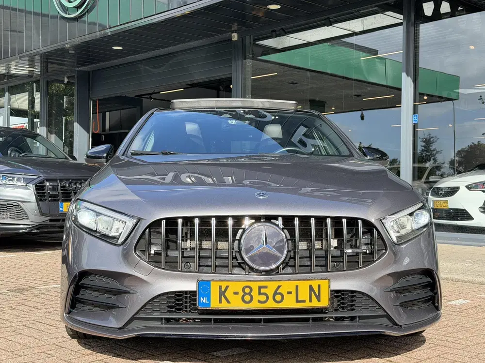 Mercedes-Benz A-Klasse AMG 35 4MATIC Premium PANORAMADAK uit 2019, foto 6