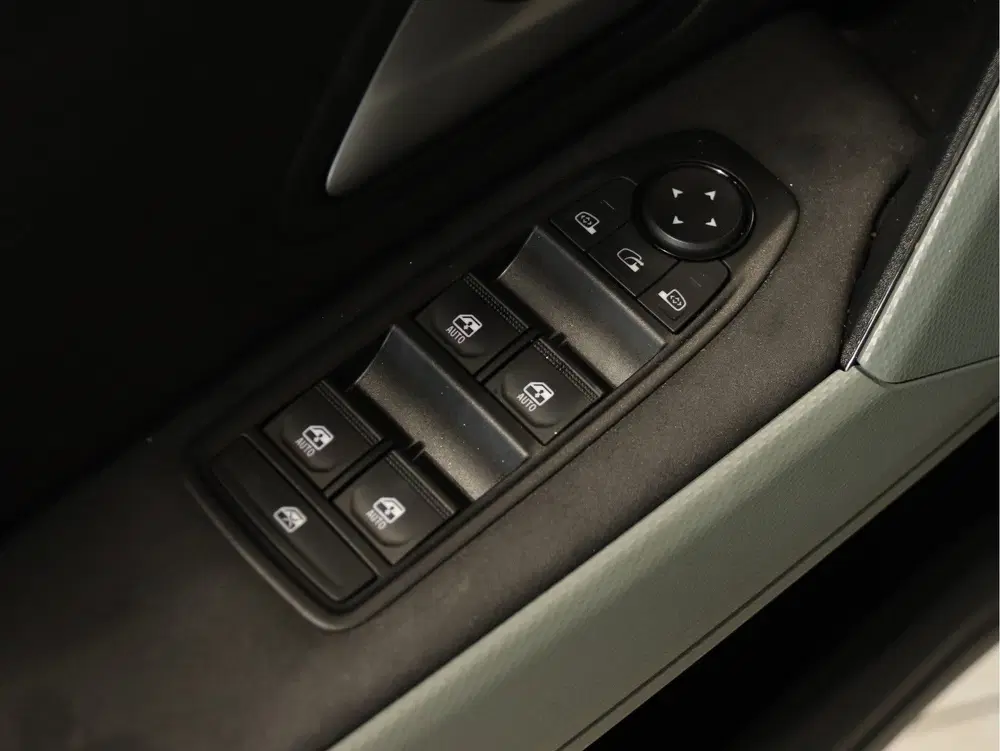 Dacia Bigster 1.8 Hybrid 155 Extreme AUTOMAAT uit 2025, foto 10