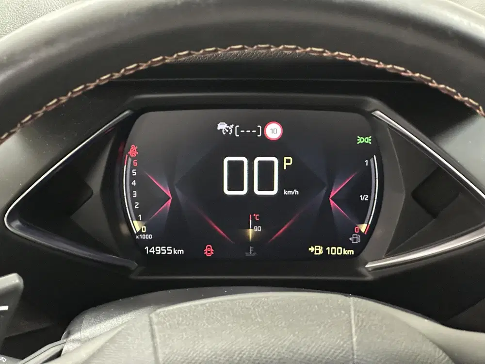 DS Automobiles DS 3 Crossback DS 3 Crossback 1.2 PureTech Performance Li uit 2022, foto 4