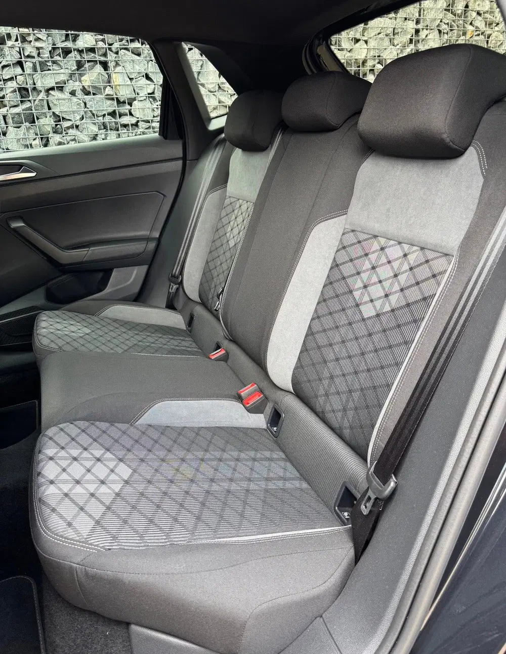 Volkswagen Polo 1.0 TSI 2x R-Line DSG Pano IQ ACC uit 2022, foto 15