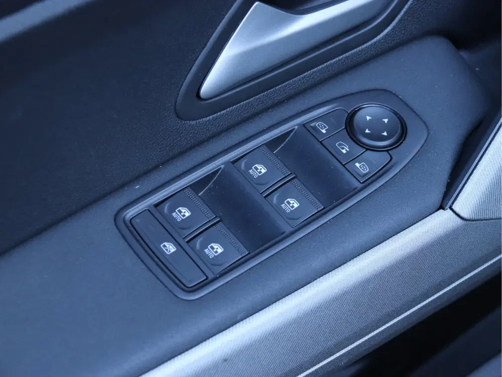Dacia Bigster 1.8 Hybrid 155 Journey AUTOMAAT uit 2025, foto 7
