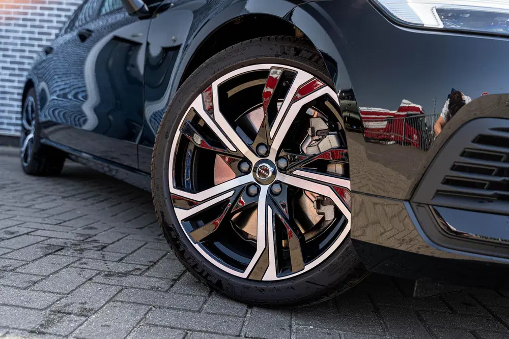 Volvo V60 T6 Plug-in hybrid AWD Essential uit 2026, foto 6