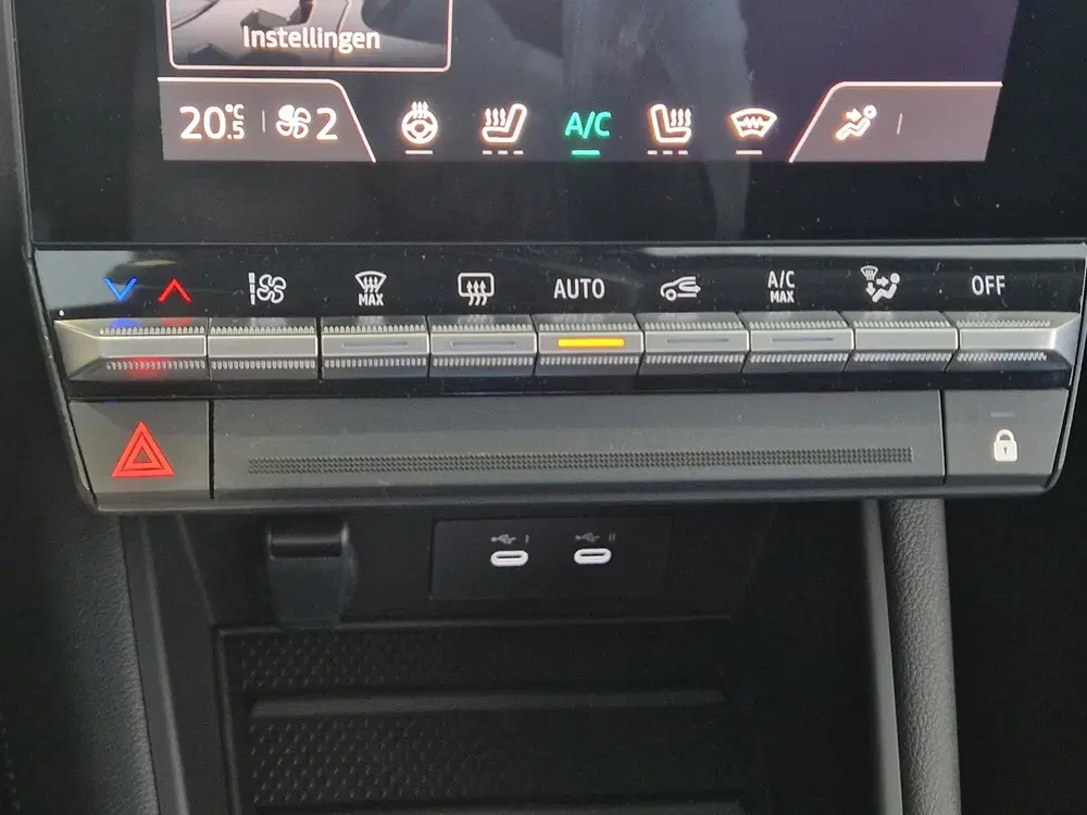 Renault Captur 1.8 E-Tech full hybrid 160 esprit Alpine uit 2026, foto 14