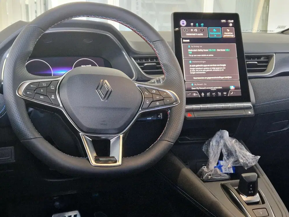 Renault Captur 1.8 E-Tech full hybrid 160 esprit Alpine uit 2026, foto 3