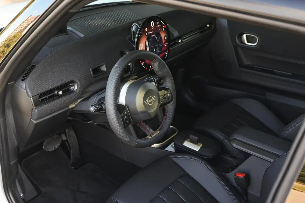 Mini Hatchback Cooper S Automaat uit 2026, foto 3