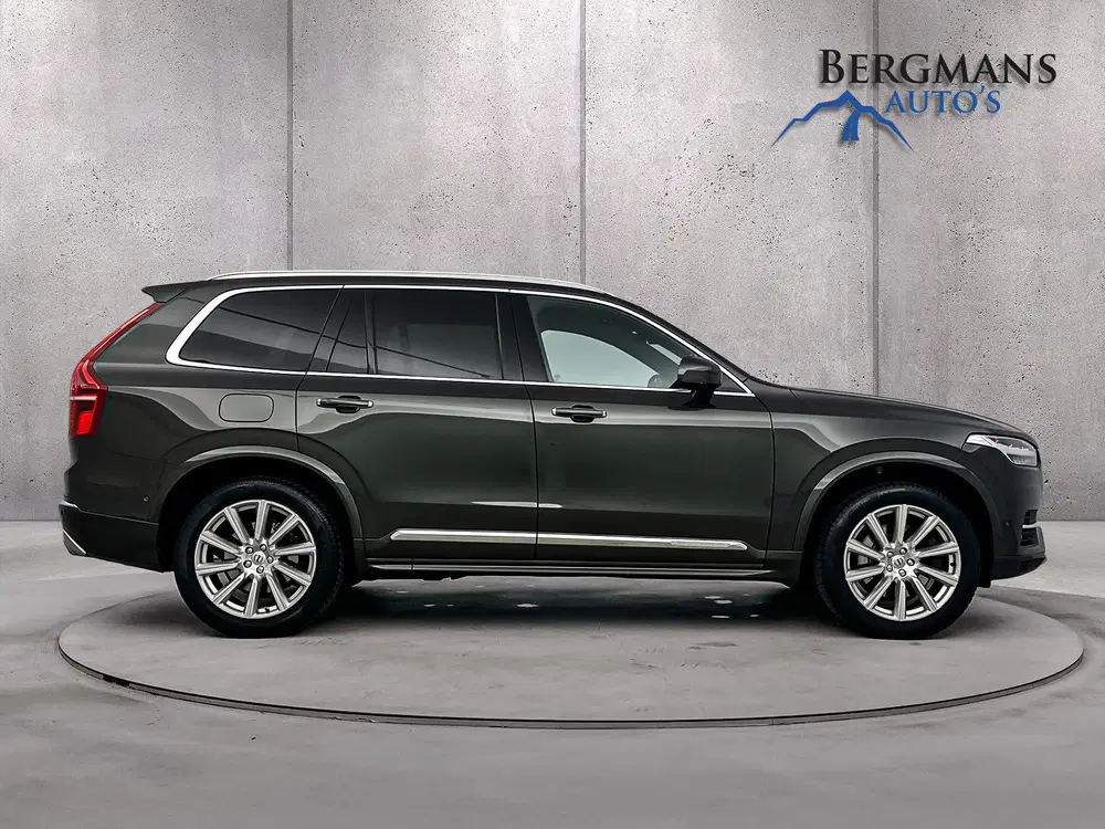 Volvo XC90 uit 2019, foto 11