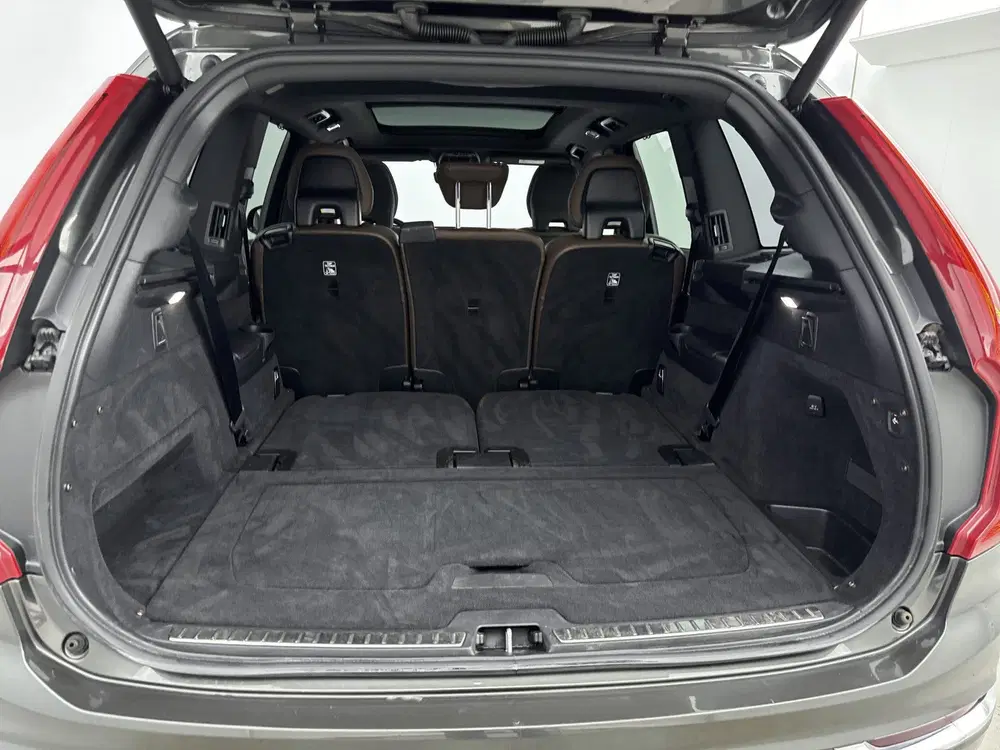 Volvo XC90 uit 2019, foto 14