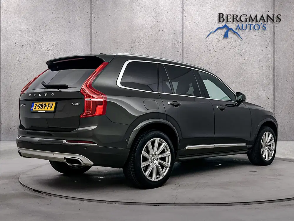 Volvo XC90 uit 2019, foto 2